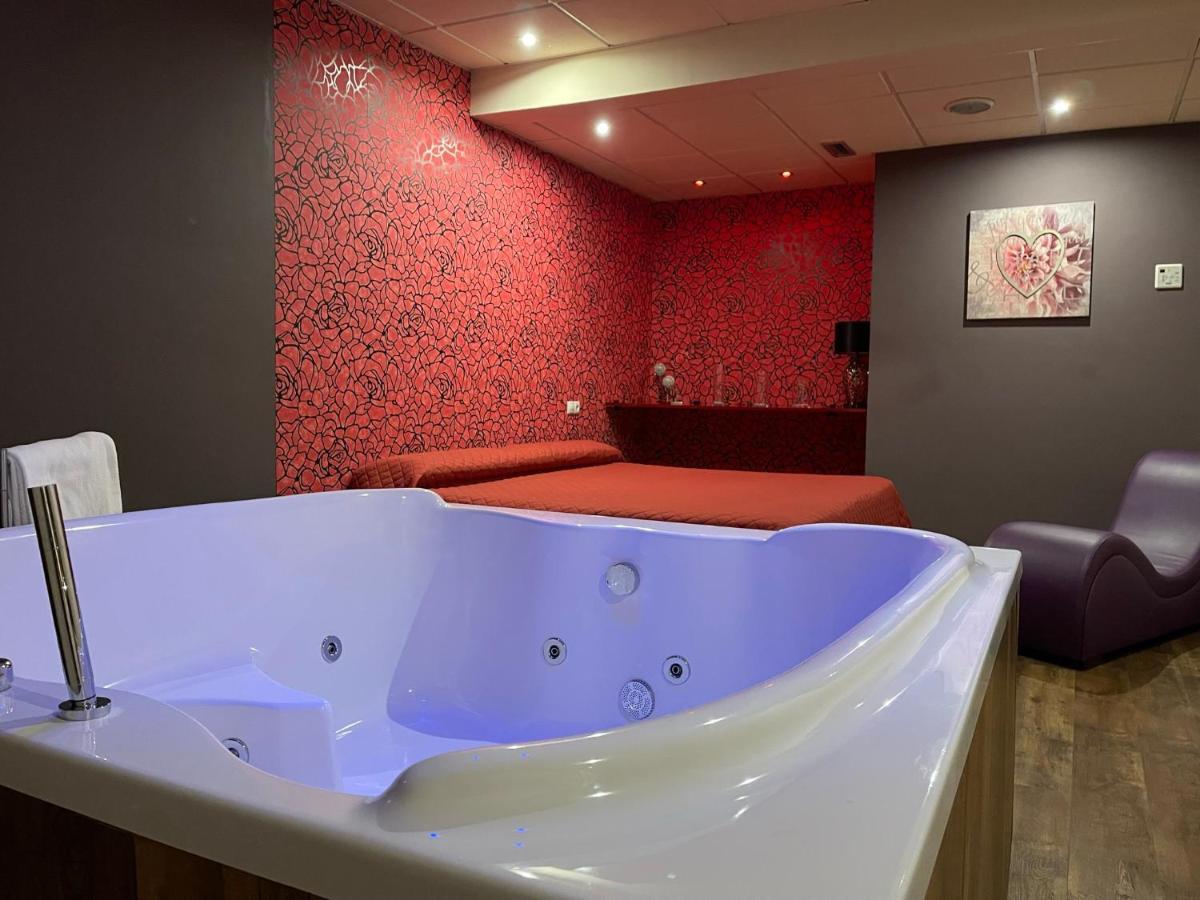 Motel Los Abedules Oviedo Ngoại thất bức ảnh