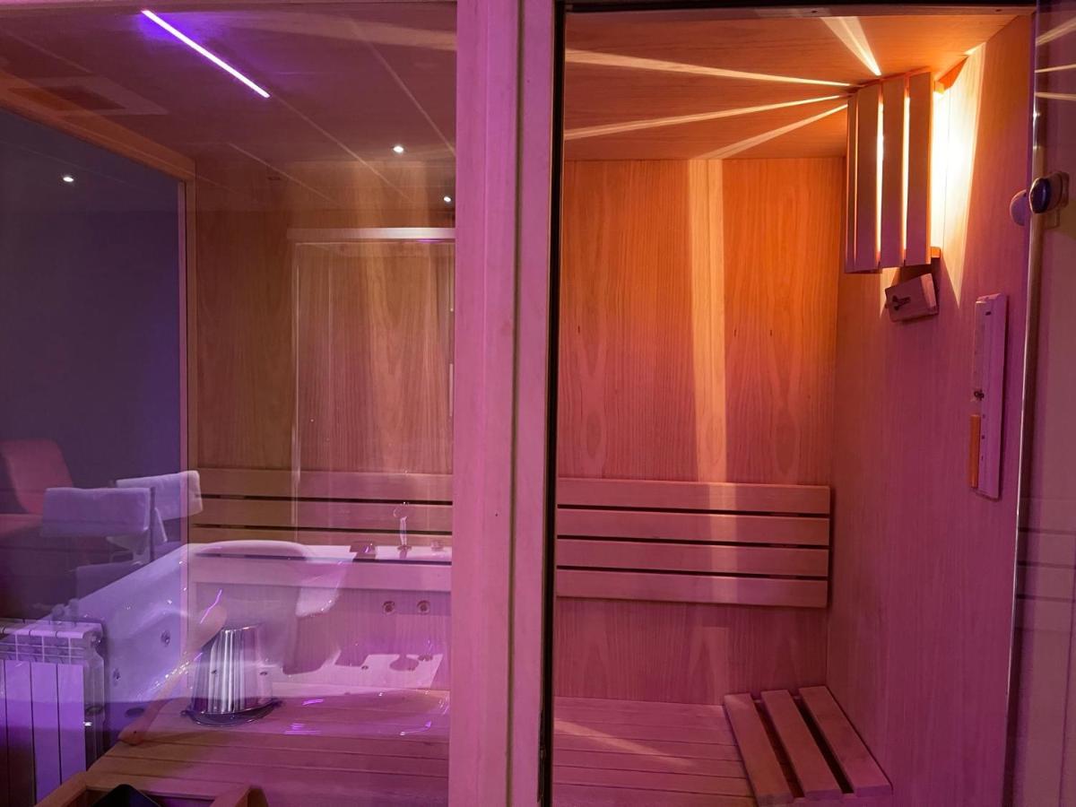 Motel Los Abedules Oviedo Ngoại thất bức ảnh